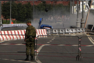Illustration for article titled Bugatti EB110 Crashed In Moscow